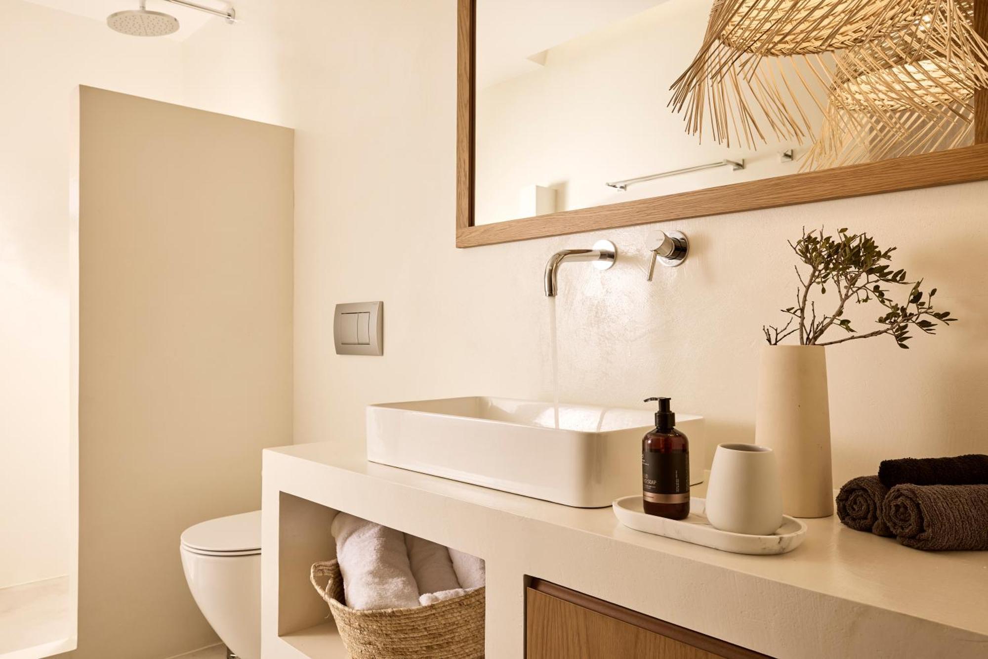 Thea Luxury Ios Villa